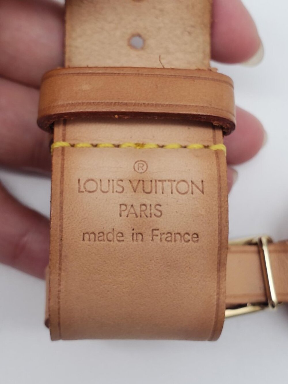 Authentic Louis Vuitton Luggage Tag – Vachetta Leather – “T.I” Initials - Picture 4 of 6